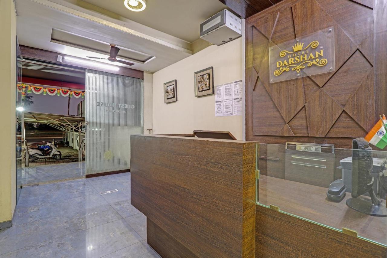 Oyo 82461 Hotel Darshan Banquet And Rooms Surat Luaran gambar