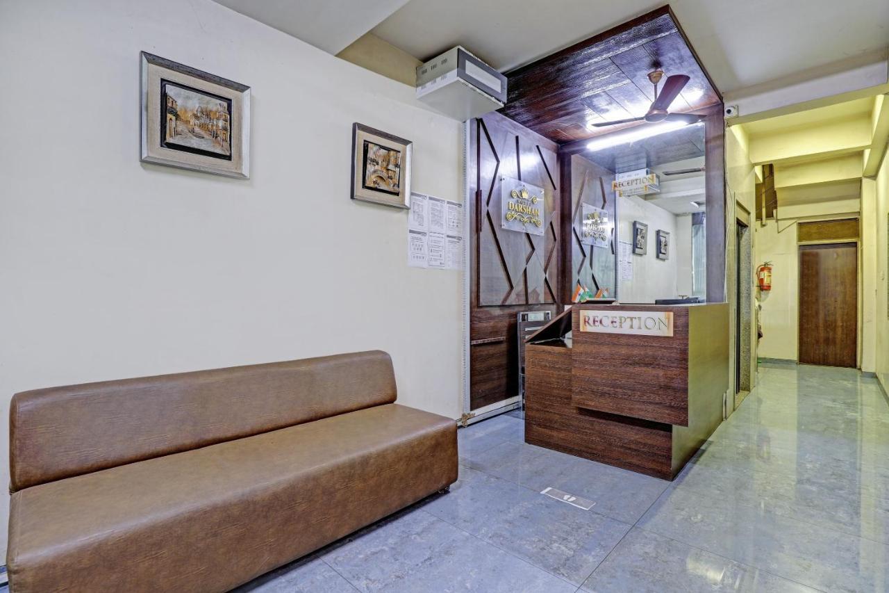 Oyo 82461 Hotel Darshan Banquet And Rooms Surat Luaran gambar